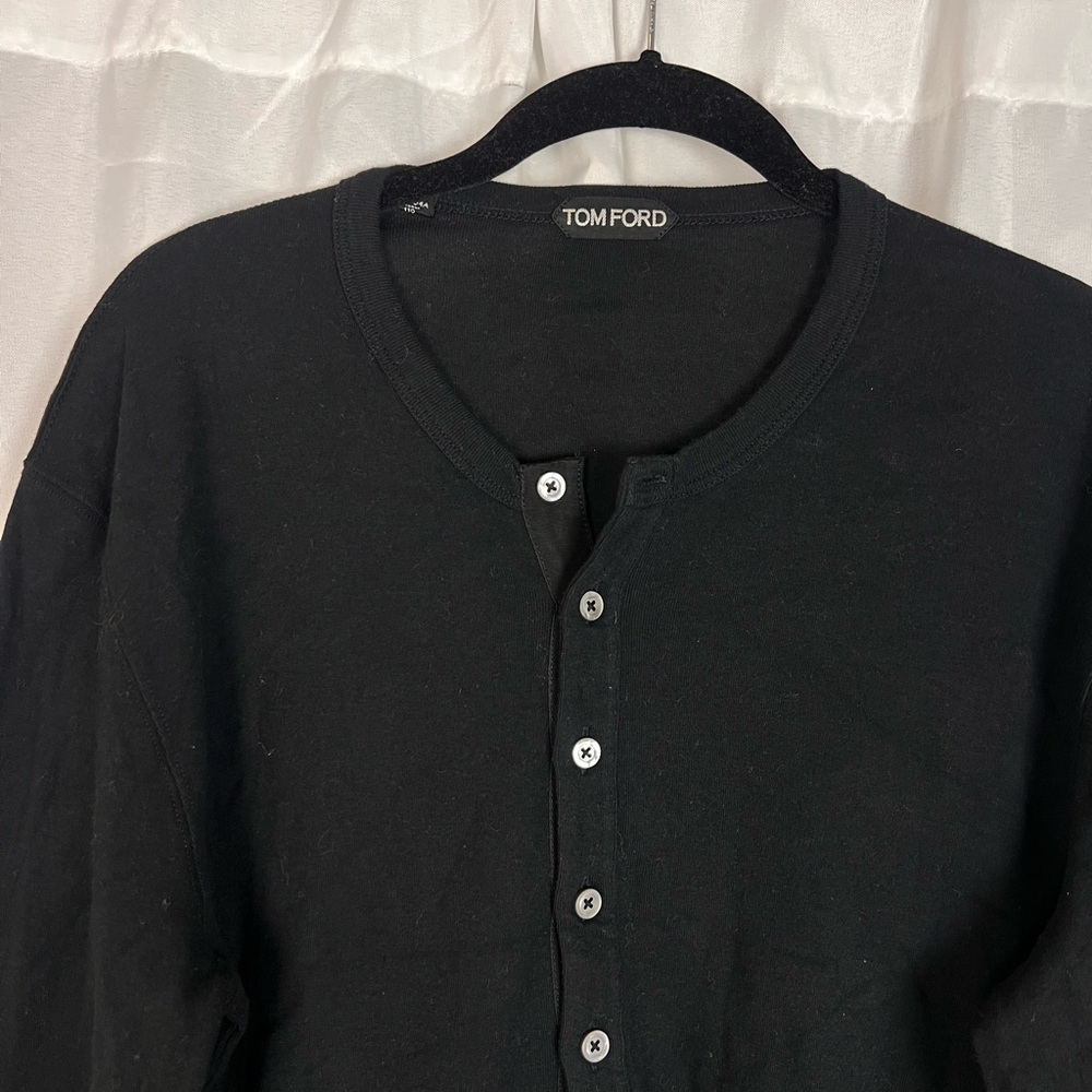 Men’s Tom Ford size 54 L black Henley long sleeve shirt - Picture 2 of 6